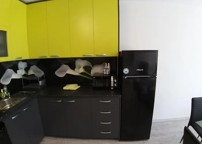 трапезица Apartment