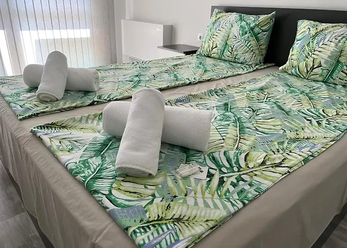 трапезица Apartment *